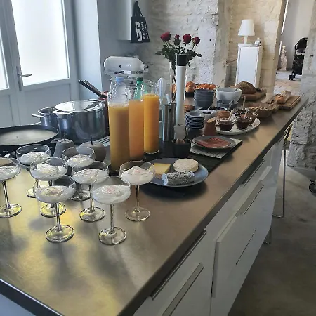 Bed & Breakfast Maison Laurenza La Grande 1760 *