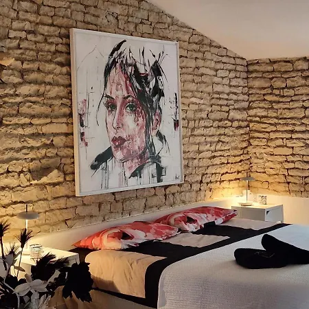 Maison Laurenza La Grande 1760 住宿加早餐酒店 3*